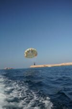 Parasailing Sharing trip (men and women) - Image 3