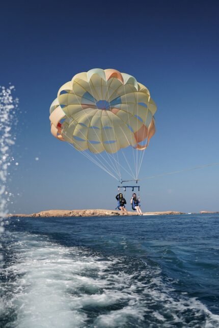 Parasailing Sharing trip (men and women)